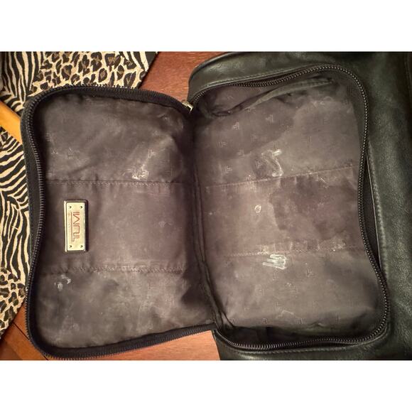 Copied - Tumi Men's Leather Toiletry Bag - Picture 3 of 7